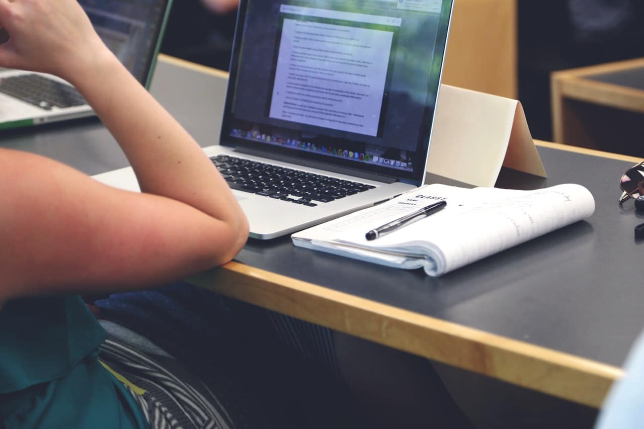 Changement d’études : que faire en attendant septembre si tu ne te réorientes pas directement ?