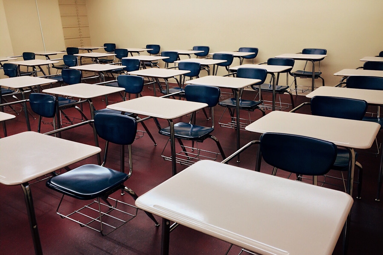 chairs-classroom-college-desks-289740